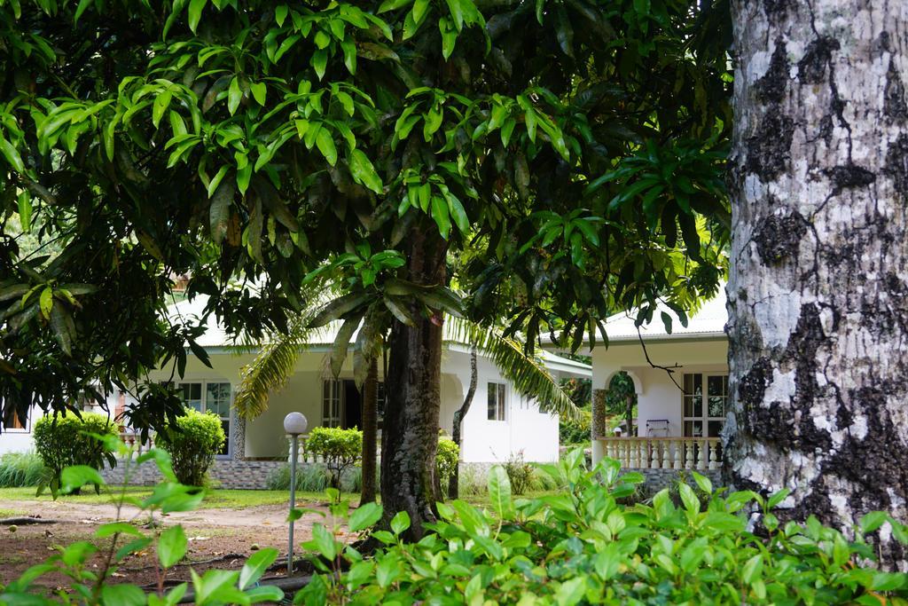 Chalet Bamboo Vert La Digue Luaran gambar