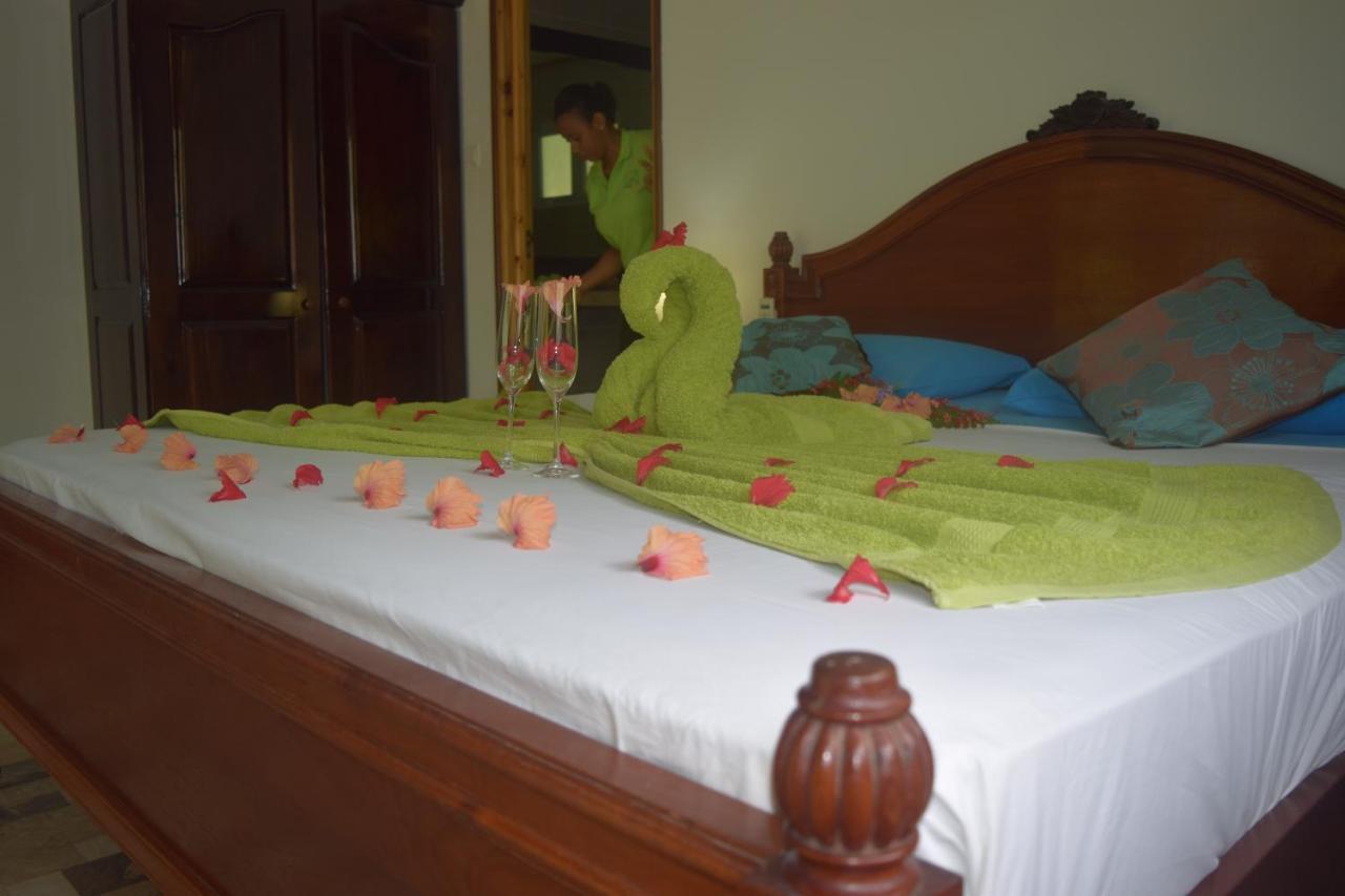Chalet Bamboo Vert La Digue Luaran gambar
