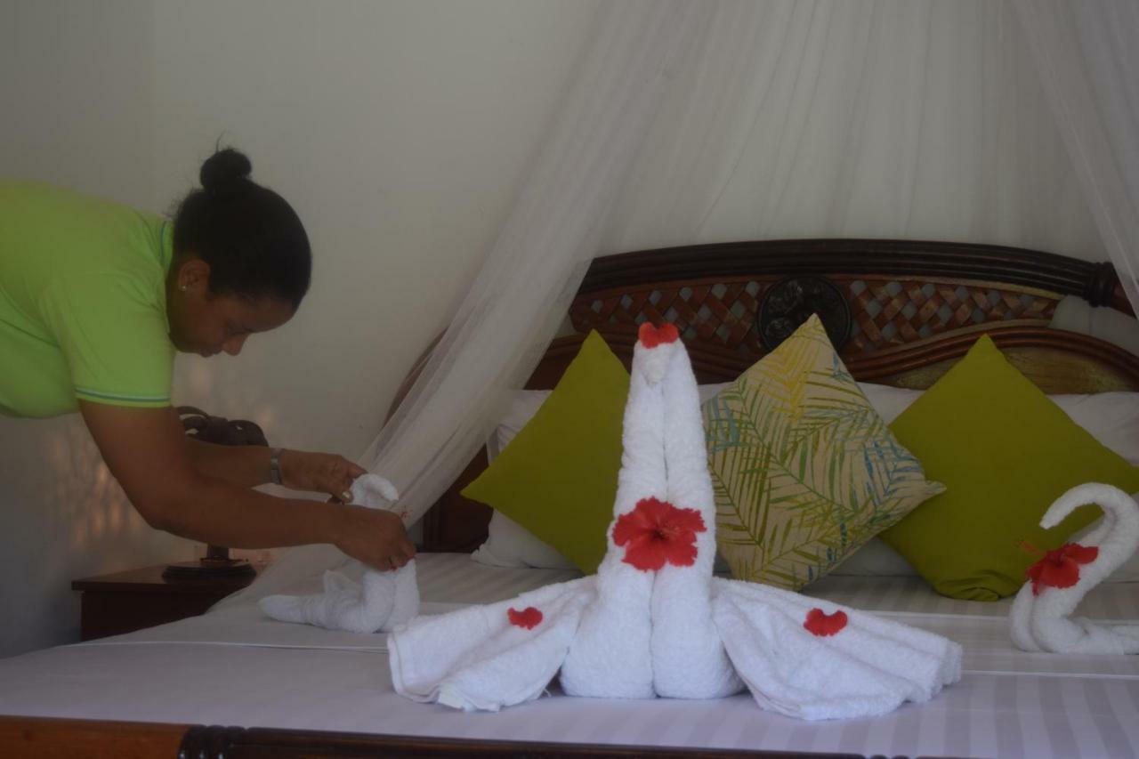 Chalet Bamboo Vert La Digue Luaran gambar