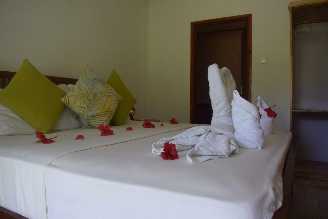 Chalet Bamboo Vert La Digue Luaran gambar