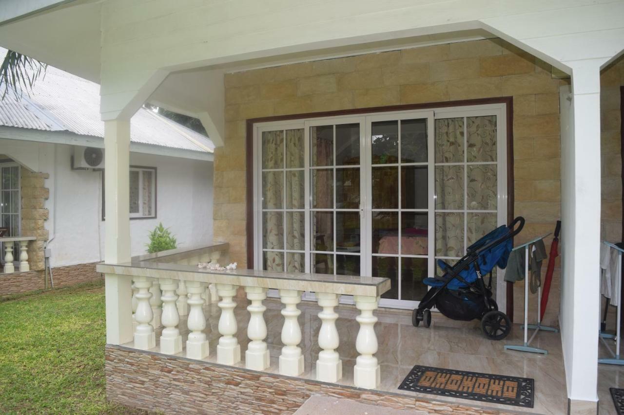 Chalet Bamboo Vert La Digue Luaran gambar