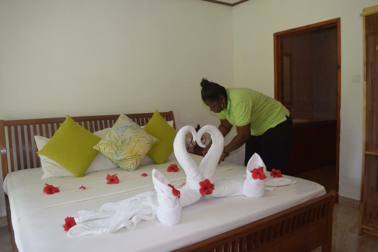 Chalet Bamboo Vert La Digue Luaran gambar